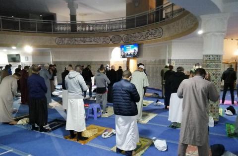 Neuf mosquées ou salles de prière fermées, dont huit pour raisons administratives