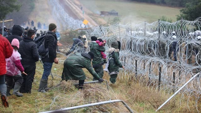 Migrants : les Européens divisés sur le financement de clôtures Migrants : les Européens divisés sur le financement de clôtures