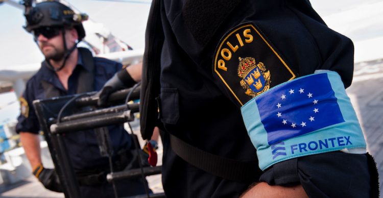 Refoulements illégaux de migrants en Grèce : un rapport accable Frontex
