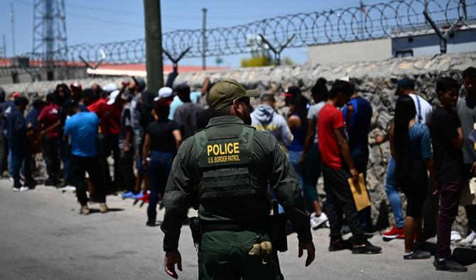 Frontière sud des Etats-Unis : 24000 agents en prévision d'un afflux de migrants