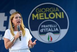 Giorgia Meloni refuse toute responsabilité dans le naufrage de migrants