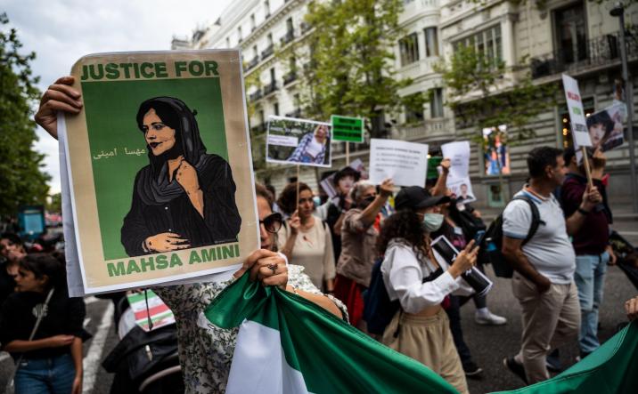 Des personnalités internationales appellent à soutenir les manifestants d'Iran