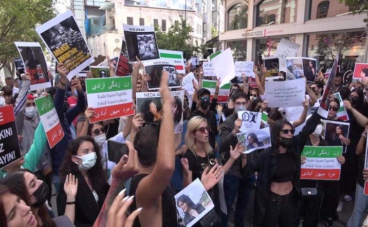 Iran : L'Université rallie les manifestants, soutien mondial à la contestation