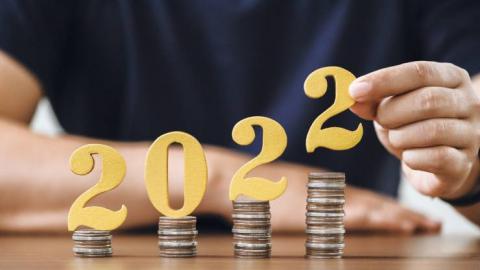 Le monde se prépare à fêter la nouvelle année sous un nuage de Covid