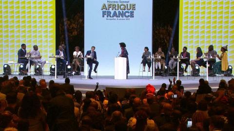 La France veut donner un coup de jeune à sa relation avec l'Afrique