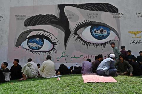 Appel à évacuer une trentaine d'artistes afghans vers la France