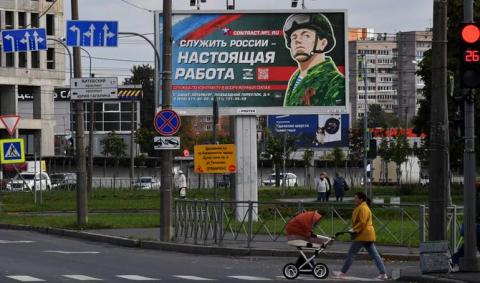 Mobilisation : ruée sur les billets d'avion pour quitter la Russie