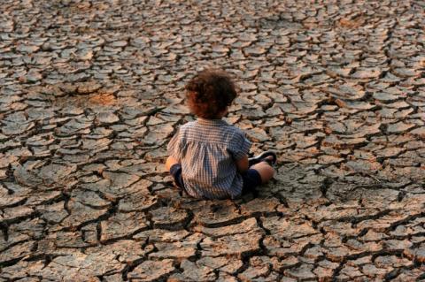 L’humanité face aux retombées climatiques cataclysmiques