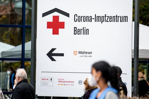 Les Allemands seront « vaccinés, guéris ou morts » à la fin de l’hiver