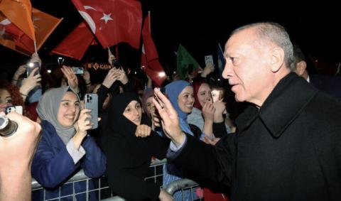 Turquie : Erdogan en position pour un second tour inédit
