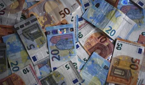 Qui figurera sur les prochains billets en euros ? 