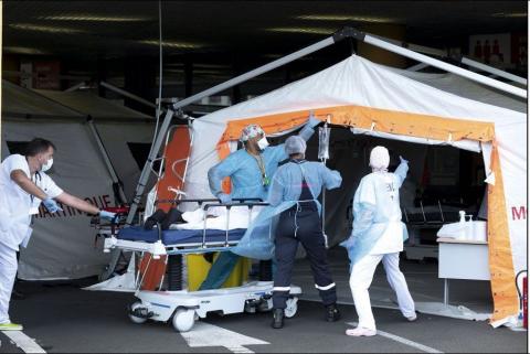 Martinique : deux responsables syndicaux, farouches opposés au vaccin, meurent du Covid-19