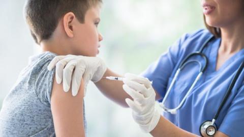 Vaccination des enfants : l'ONU s'en inquiète et la préconise d'urgence