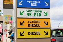 En dents de scie, le prix du pétrole se rapproche des sommets