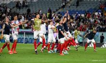 Les Bleus entrent en force dans le Mondial, et Giroud dans l'histoire