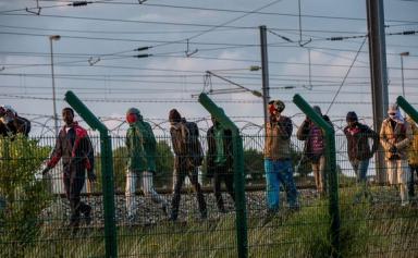 Le Royaume-Uni va durcir les peines contre les migrants illégaux