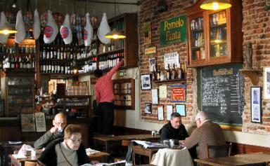 Restaurants et cafés rouvrent leurs salles en France