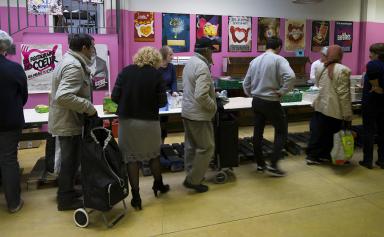 Dans les campagnes isolées de France, aide alimentaire pour les plus précaires