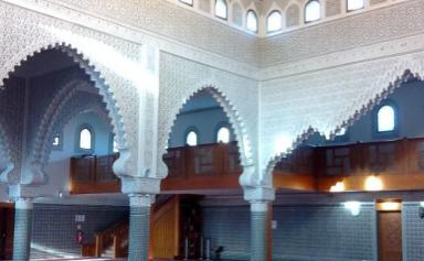 Le ramadan débutera le 2 avril en France, selon le CFCM