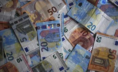 Qui figurera sur les prochains billets en euros ? 