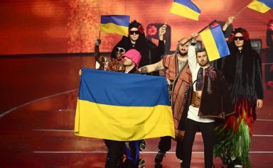Eurovision : L’Ukraine remporte la victoire en chantant