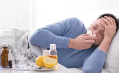 La grippe se profile en France, dans un contexte déjà difficile