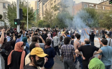 Iran : les manifestations contre les mollahs s'étendent au secteur de l'énergie