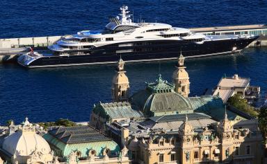 Ukraine : milliardaires ou simples Russes, les voix contre la guerre se multiplient à Moscou