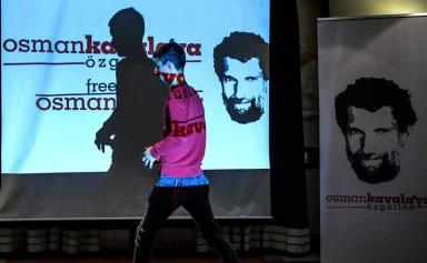 Coup de folie ? Erdogan menace d’expulser dix ambassadeurs