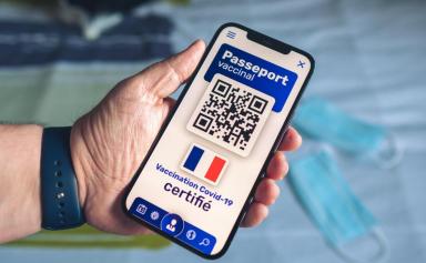 Le passe sanitaire définitivement adopté en France