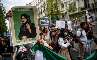 Des personnalités internationales appellent à soutenir les manifestants d'Iran