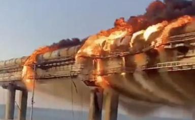 Nouveau camouflet pour Poutine : le pont de Crimée, symbole de l’annexion russe en 2014, partiellement détruit par une explosion
