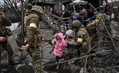 Ukraine : Occidentaux et Russes haussent le ton