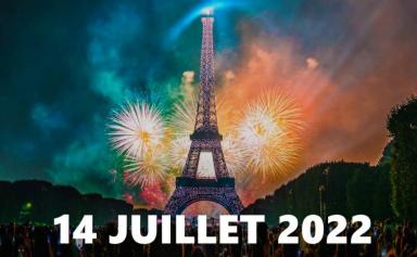Paris : Un feu d'artifice à la Tour Eiffel qui prépare les JO 2024