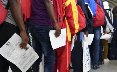 Immigration en France : des unions plus mixtes et une hausse de l'éducation au fil des générations