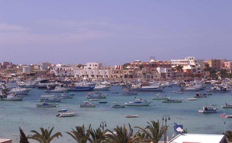 Lampedusa Méditerranée migrants naufrage 2026