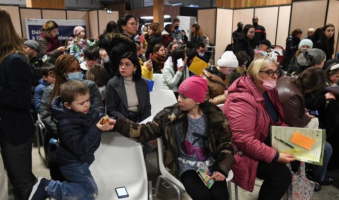 Ukraine : l'UE prête à aider les acteurs du tourisme à accueillir des réfugiés